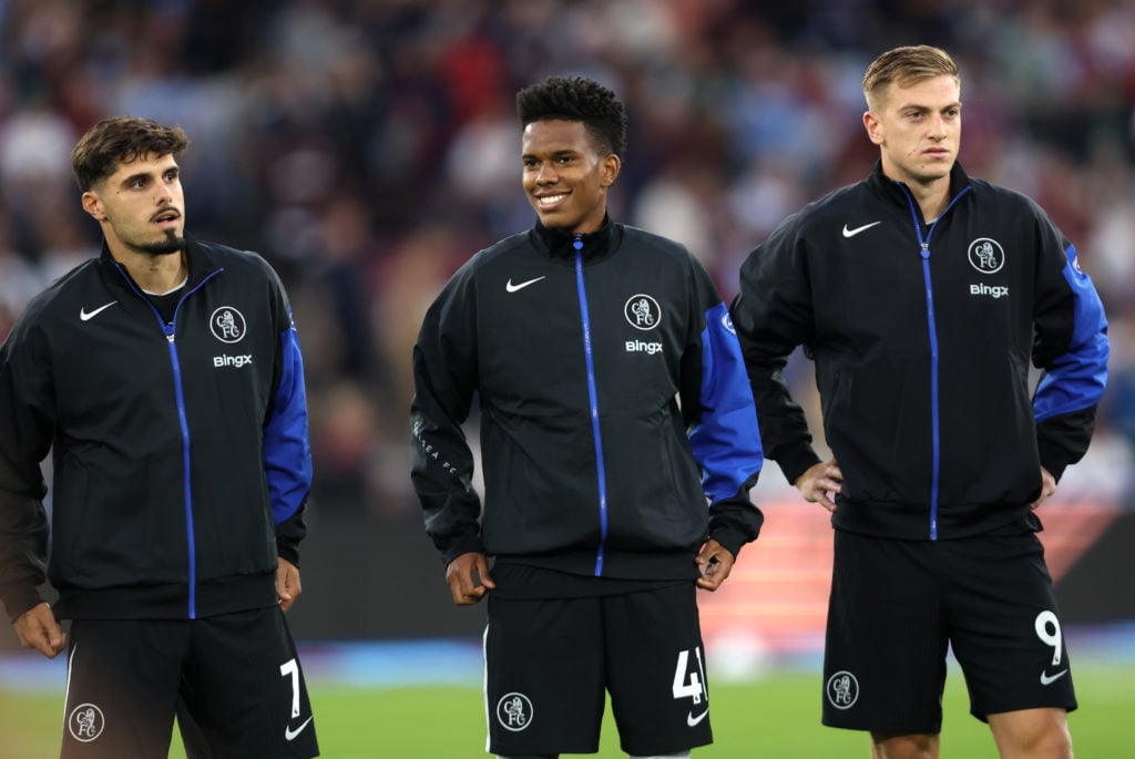 Pedro Neto, Estevao and Liam Delap of Chelsea line up