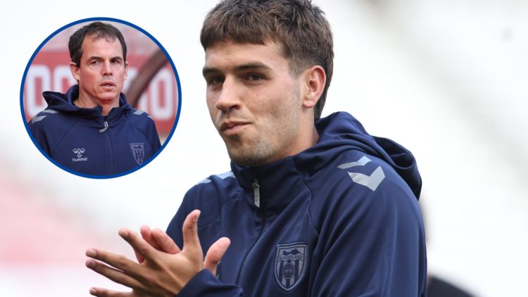 Marc Guiu at Sunderland pre-season game, inset Regis Le Bris in dugout