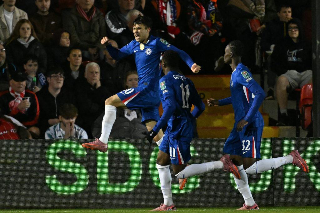 Facundo Buonanotte celebrates with Chelsea teammates after scoring against Lincoln City in the EFL Cup.