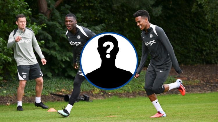 Moises Caicedo and Estevao Willian in Chelsea training, inset mystery player