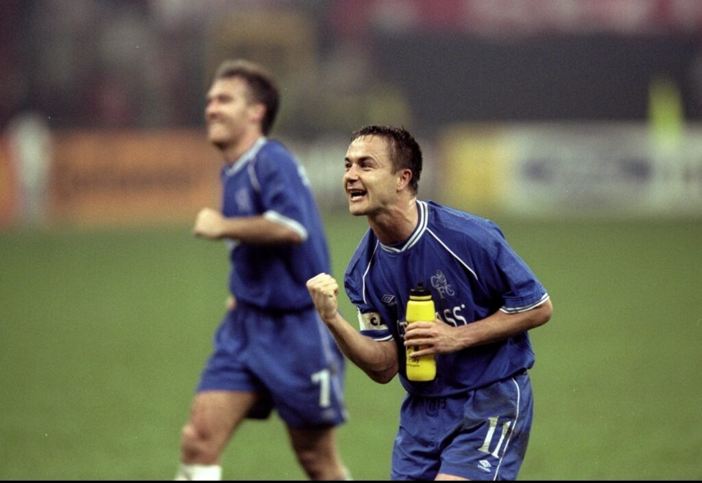 Dennis Wise celebrates after Chelsea vs AC Milan