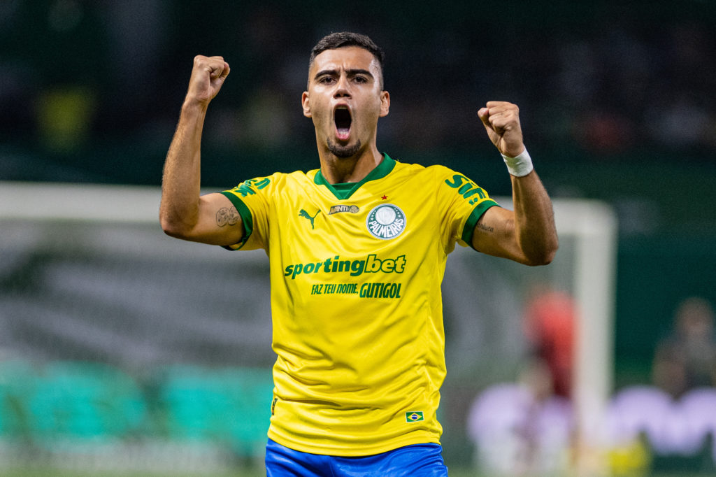 Andreas Pereira of Palmeiras celebrates