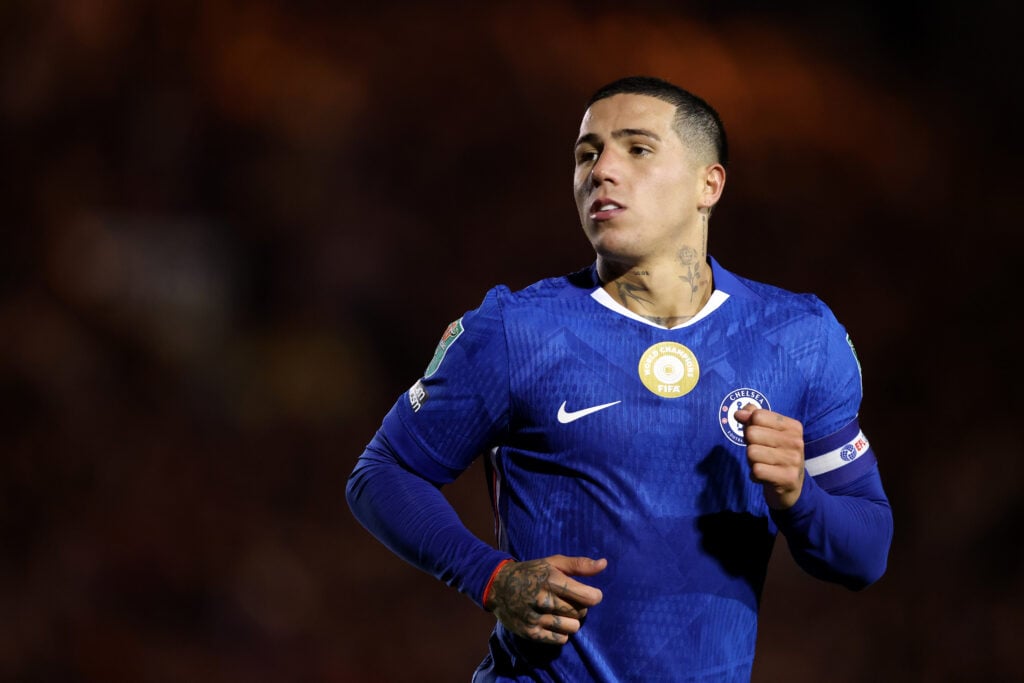 Enzo Fernandez playing for Chelsea against Lincoln City in the Carabao Cup.