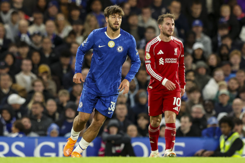 Marc Guiu playing for Chelsea against Liverpool in the Premier League at Stamford Bridge.