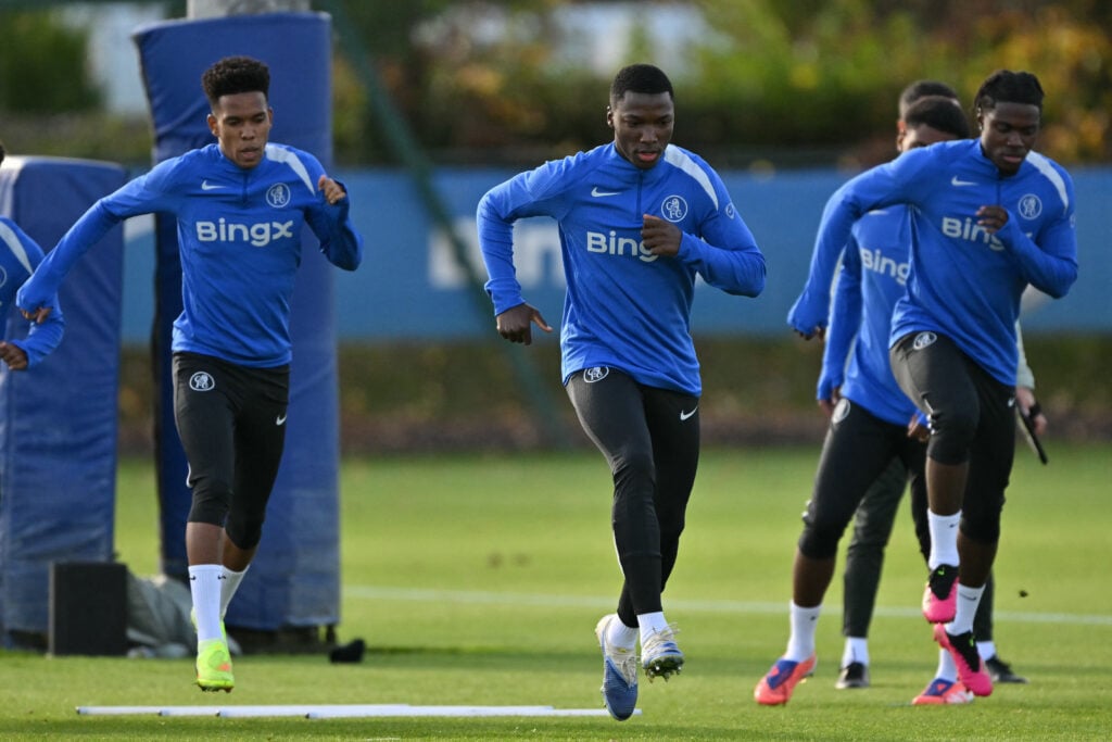 Estevao Willian, Moises Caicedo and Romeo Lavia in Chelsea team training at Cobham.