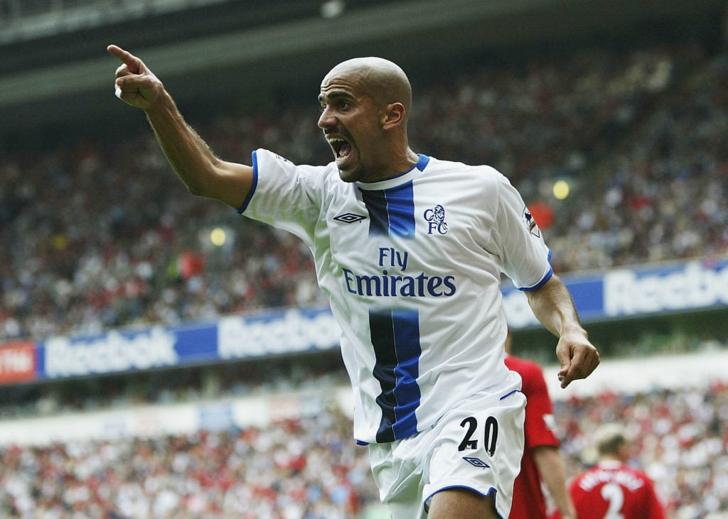 Juan Sebastian Veron of Chelsea Celebrates