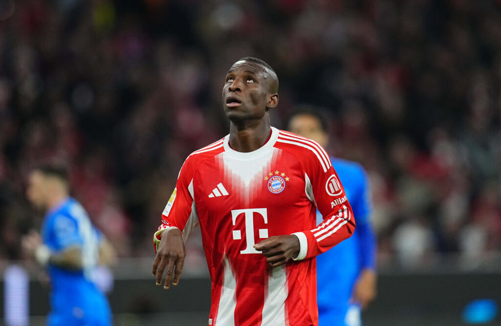 Bayern Munich striker Nicolas Jackson looking up