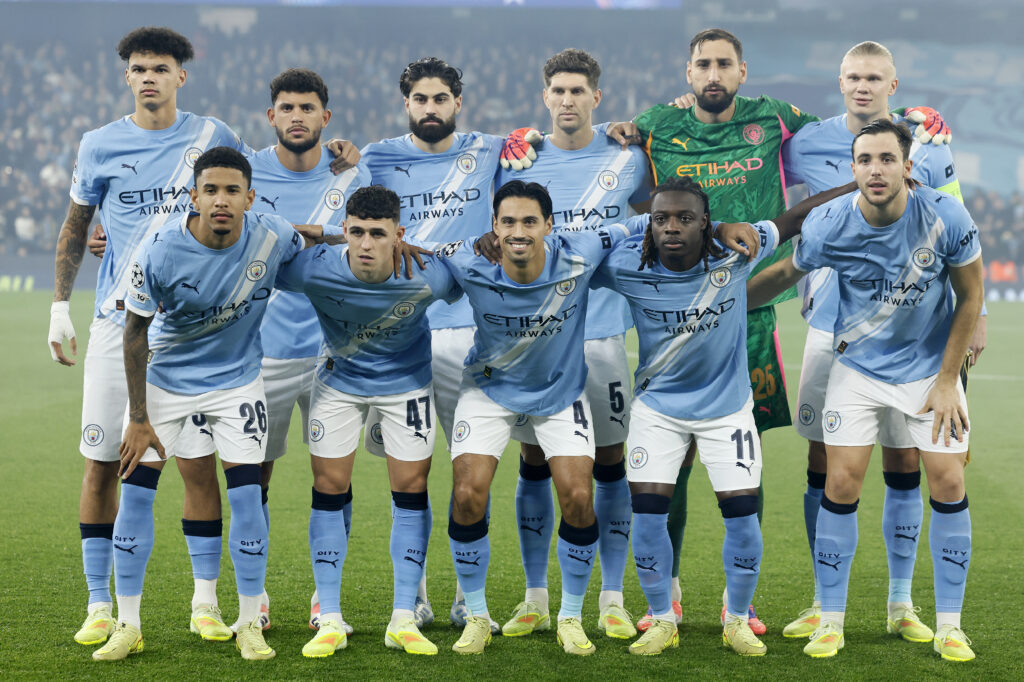 Manchester City team photo before Borussia Dortmund tie