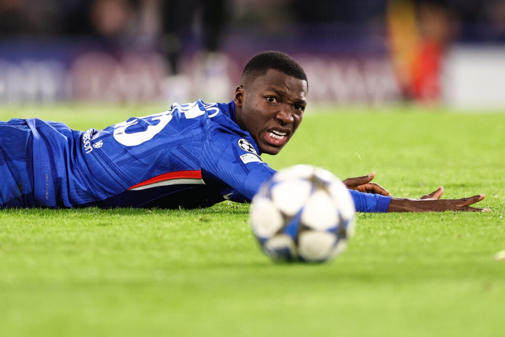 Chelsea midfielder Moises Caicedo on the floor