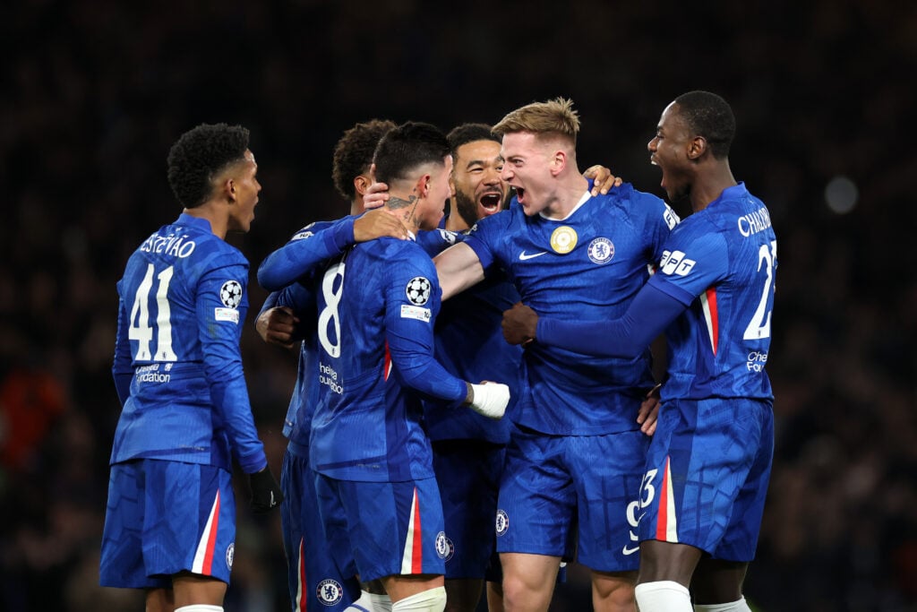 Chelsea players celebrating goal against Barcelona