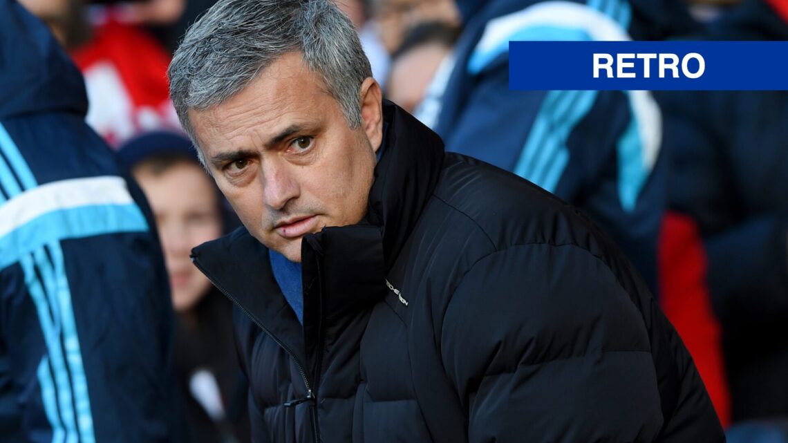 Chelsea manager Jose Mourinho in dugout