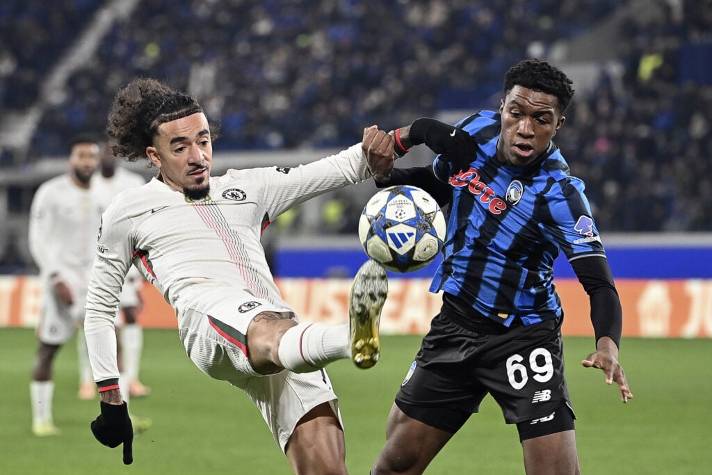 Malo Gusto (L), of Chelsea, is challenged by Honest Ahanor (R), of Atalanta