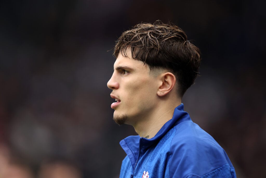 Alejandro Garnacho of Chelsea looks on prior to the Premier League match between Newcastle United and Chelsea
