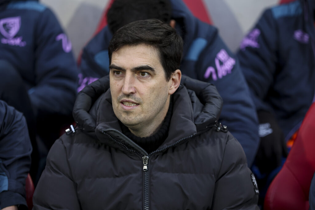Head Coach Andoni Iraola of Bournemouth during the Premier League match between Brentford and Bournemouth