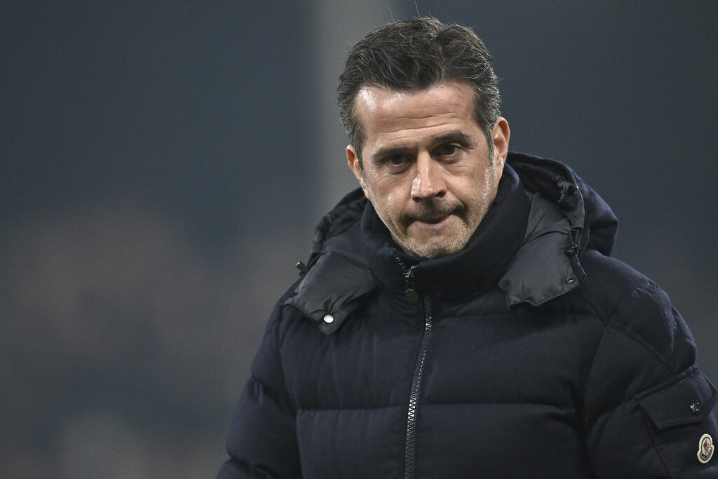 Manager of Fulham Marco Silva looks on during the Premier League match between Fulham and Chelsea