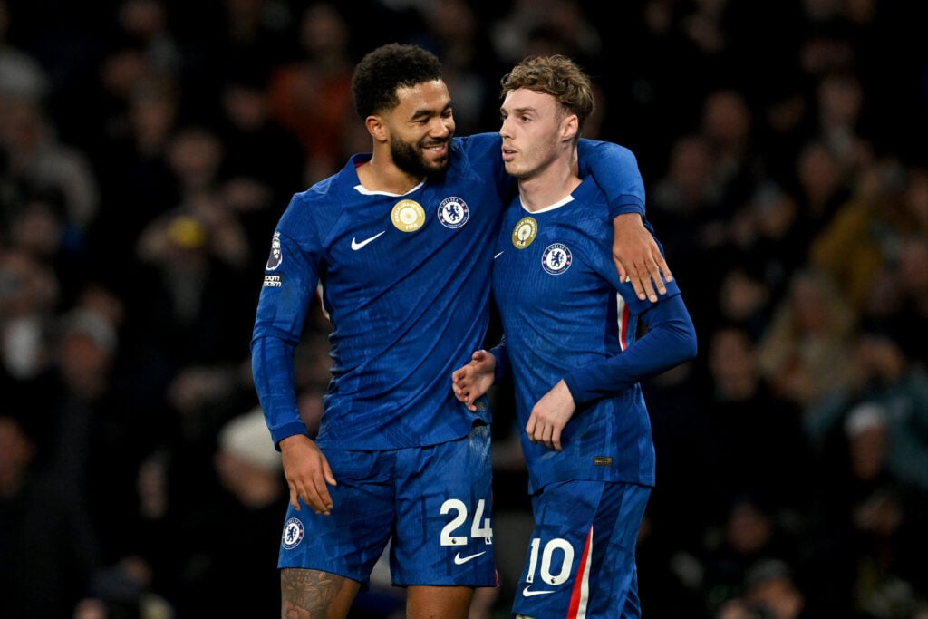 Cole Palmer of Chelsea (R) celebrates scoring his team's goal with teammate Reece James (L)