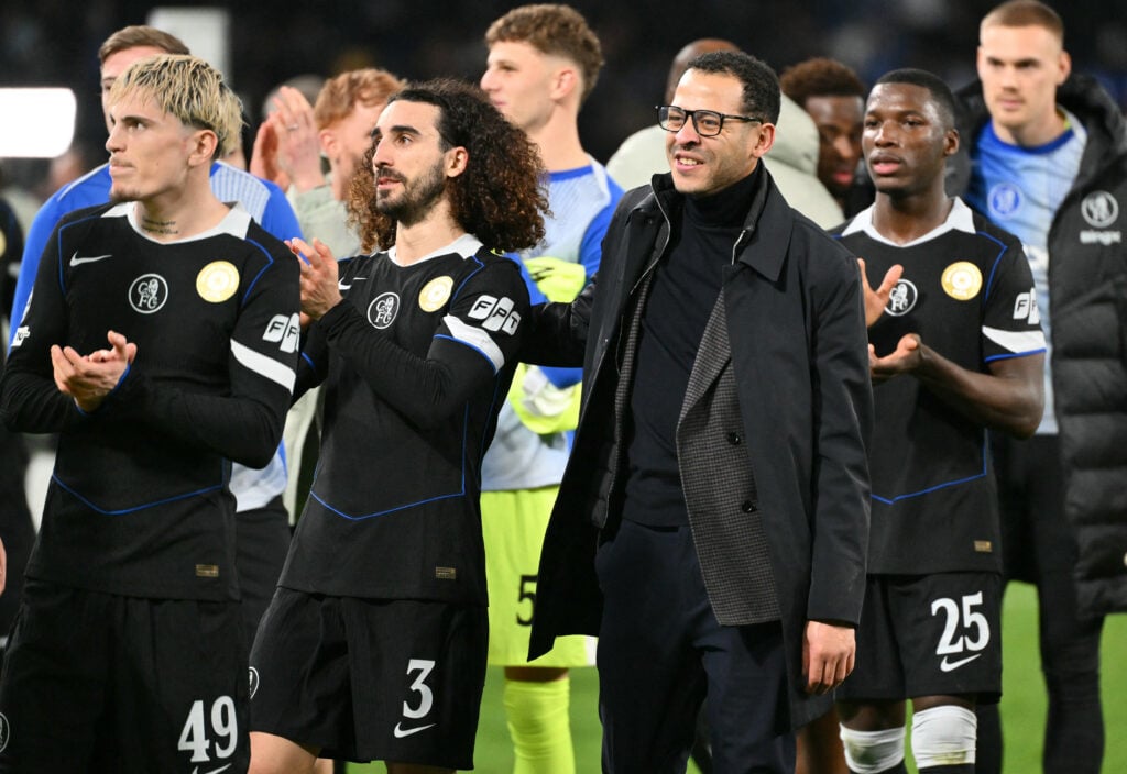 Chelsea's English head coach Liam Rosenior celebrates