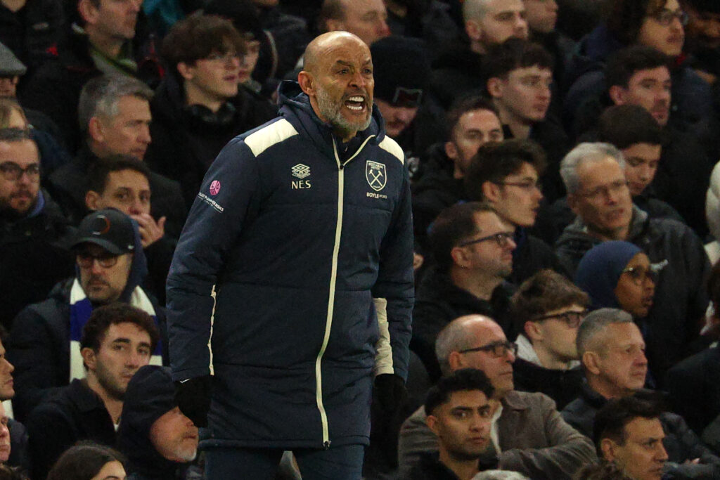 West Ham manager Nuno Espirito Santo shouting