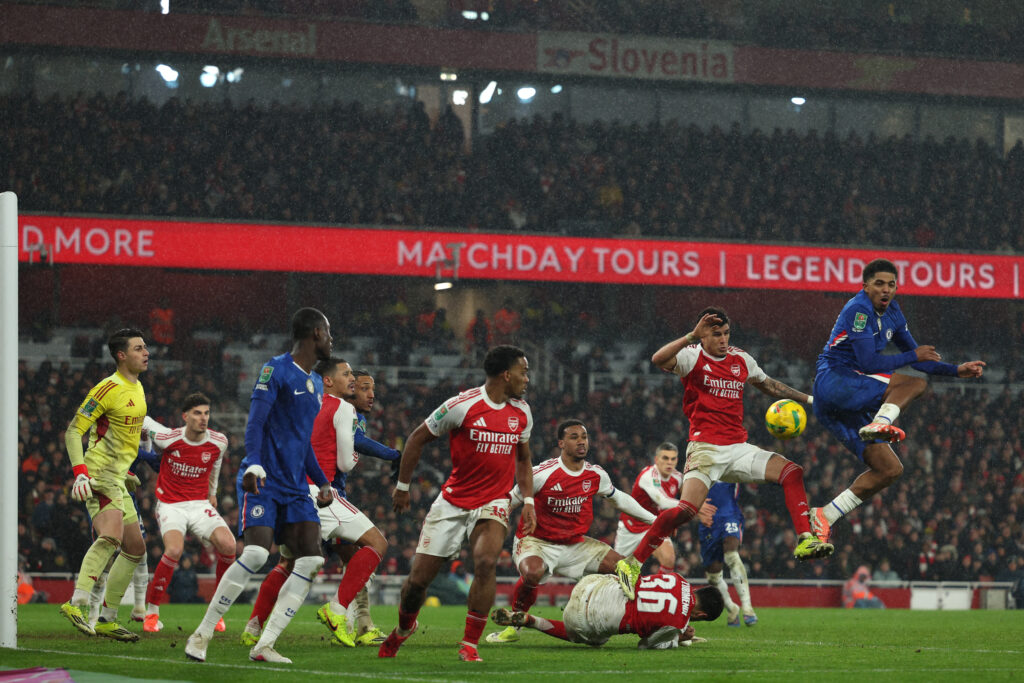 Chelsea's French defender #29 Wesley Fofana (R) flicks the ball wide