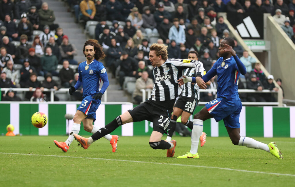 Nick Woltemade of Newcastle United shoots at goal