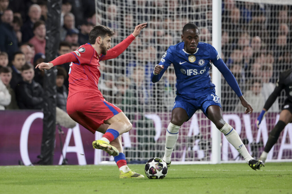 Khvicha Kvaratskhelia of PSG, Trevoh Chalobah of Chelsea