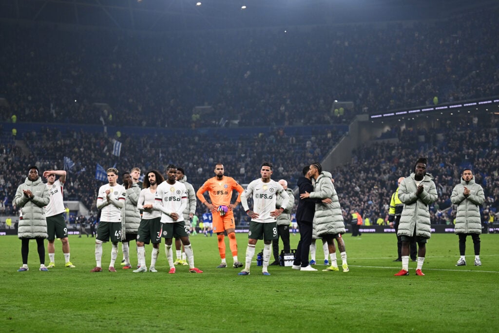 Players of Chelsea acknowledge the fans
