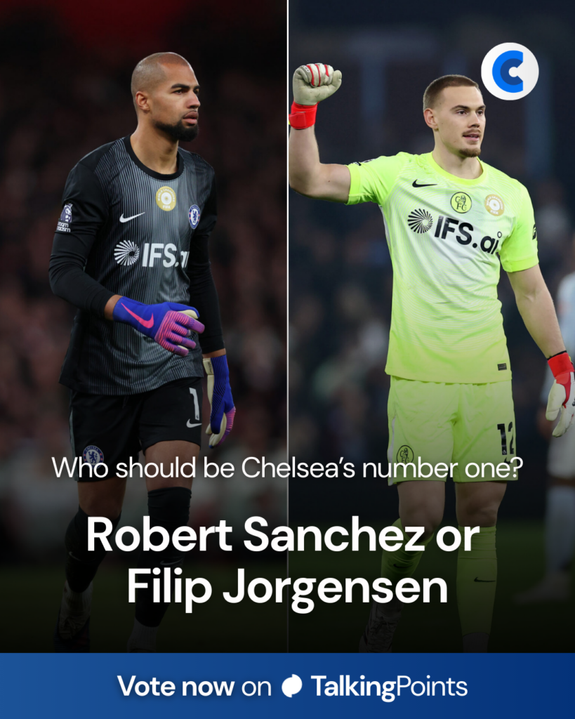 Who should be Chelsea's number one goalkeeper?