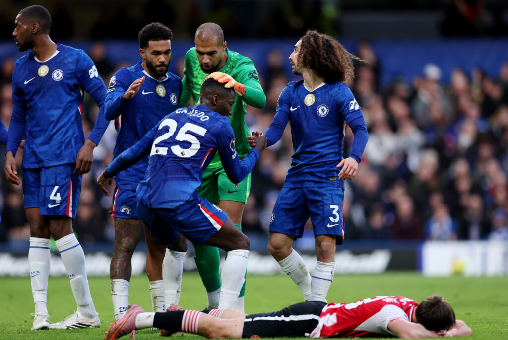 Reece James, Robert Sanchez and Marc Cucurella of Chelsea congratulate Moises Caicedo of Chelsea