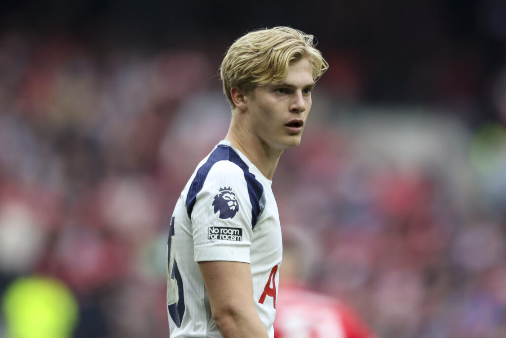 Lucas Bergvall of Tottenham Hotspur