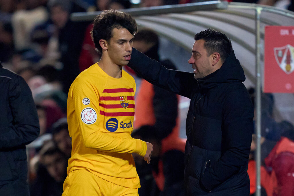 UD Barbastro v FC Barcelona - Copa Del Rey