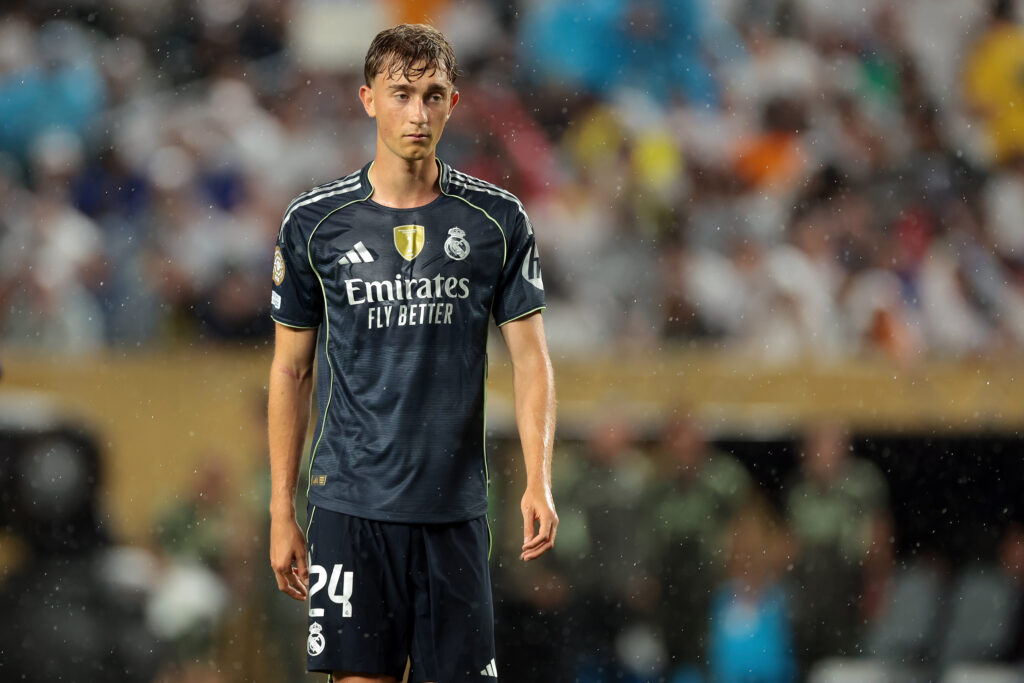 Dean Huijsen of Real Madrid looks on
