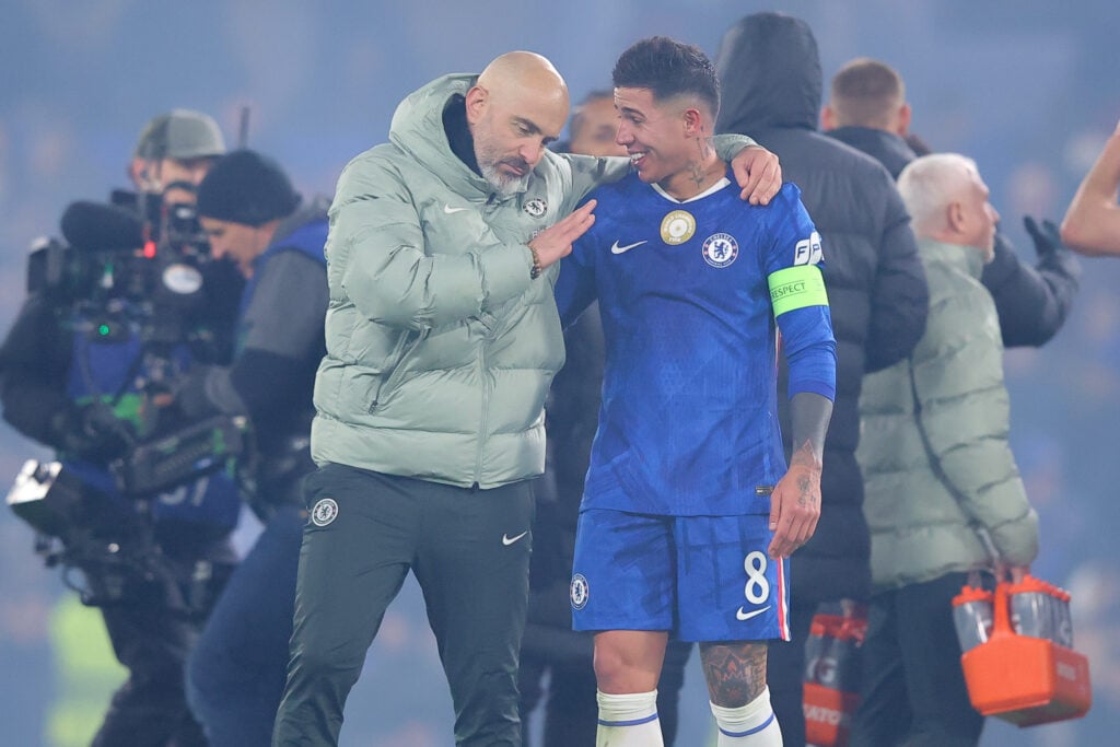 Enzo Maresca, head coach of Chelsea, celebrates with Enzo Fernandez