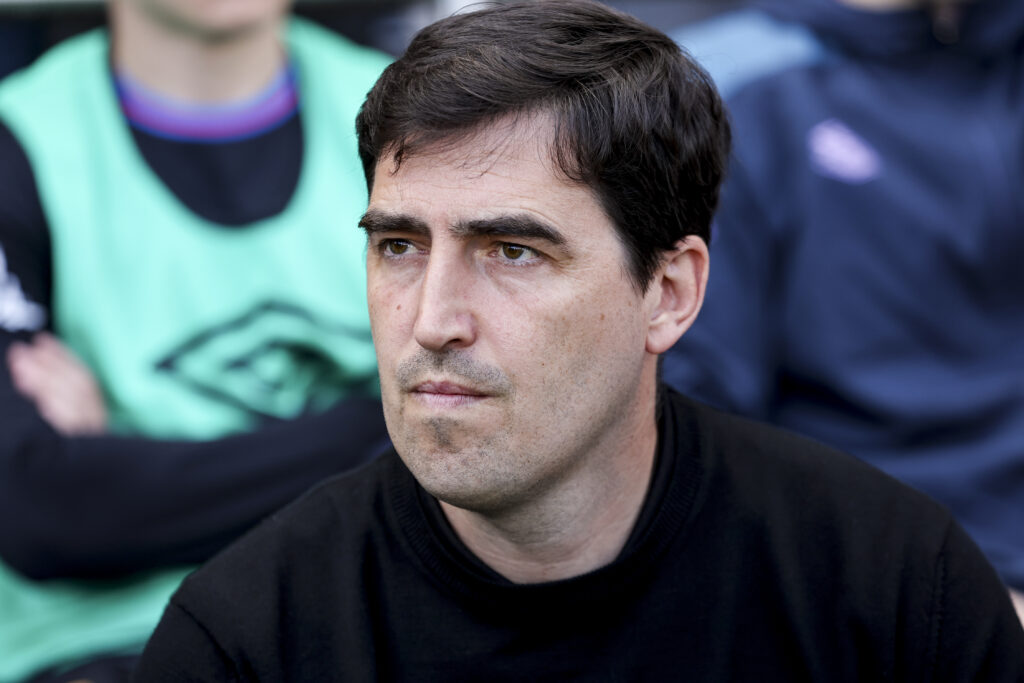 Head Coach Andoni Iraola of Bournemouth