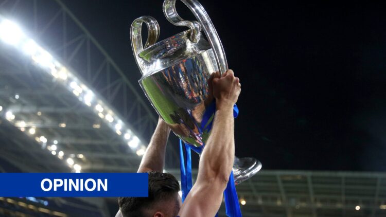 Olivier Giroud of Chelsea lifts the UEFA Champions League trophy