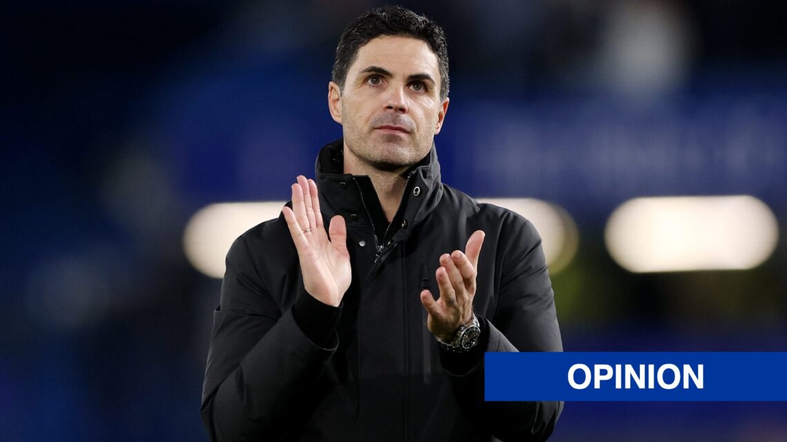 Arsenal manager Mikel Arteta clapping
