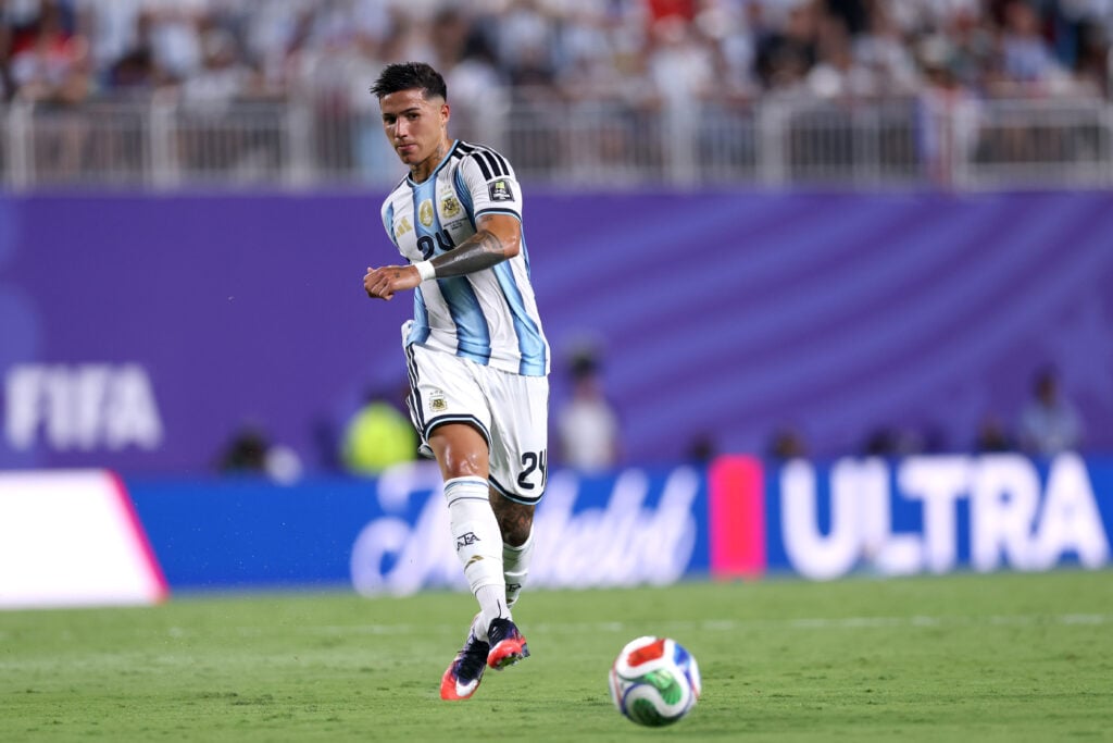 Enzo Fernandez #24 of Argentina passes the ball