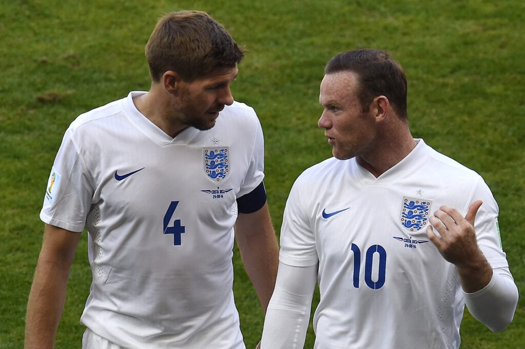 England's midfielder and captain Steven Gerrard (L) and England's forward Wayne Rooney