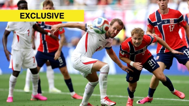 Harry Kane of England runs for the ball whilst under pressure from Andreas Schjelderup of Norway